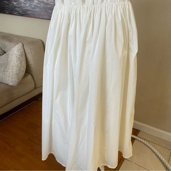 House of CB 'Perle' White Lace Trim Midi Dress size XS‎ - Picture 7 of 16